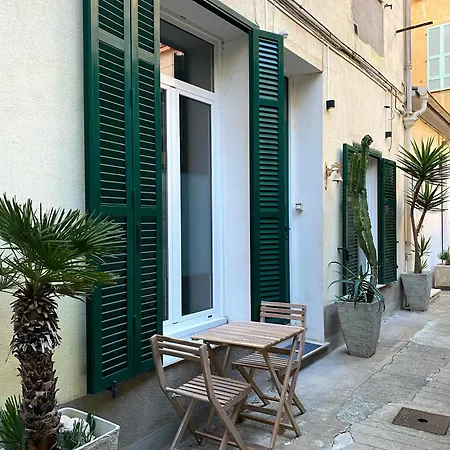 Le Felix Menton